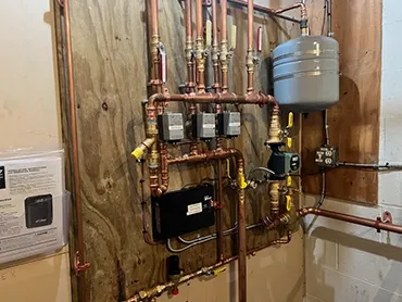 pressure tank and plumbing distribution finished installation